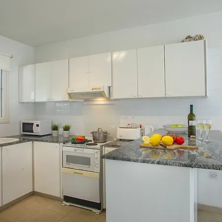 Вилла Napa Beachfront Айя-Напа