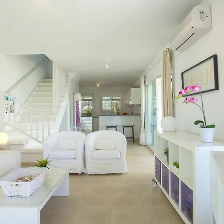 Villa Napa Beachfront *
